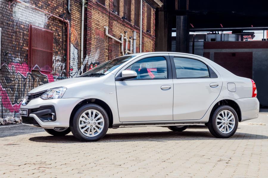  Toyota Etios Sedan Sprint 2017 года  (ZA) (фото 20 из 40)